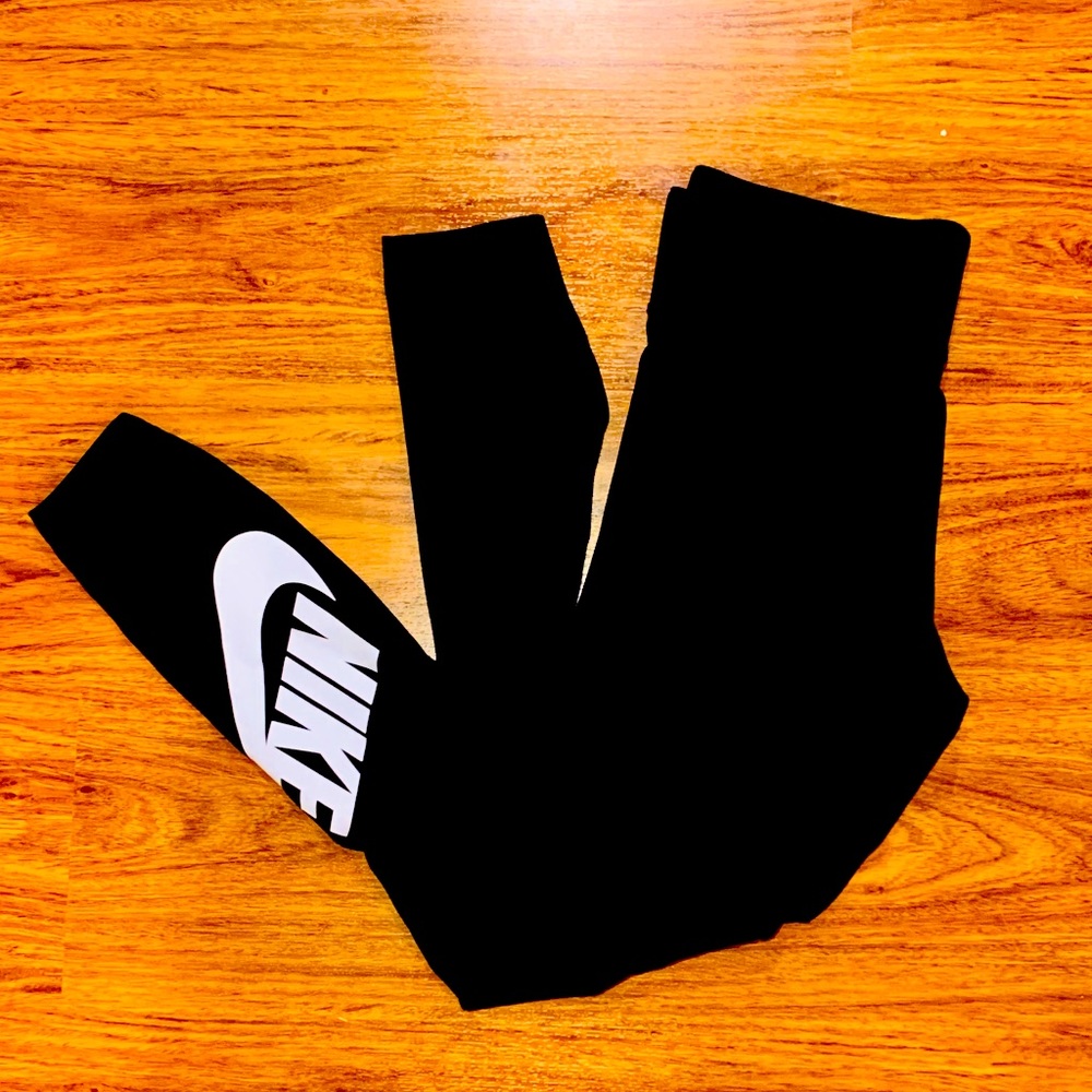 Nike Running Workout Pants Size Medium